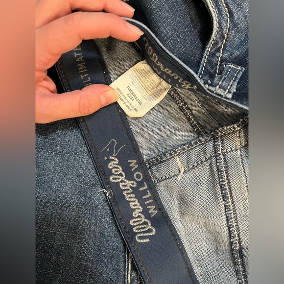 Wrangler and Ariat jeans different sizes only used 1 time - Picture 6 of 9
